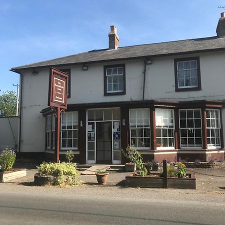 The Penruddocke Arms Bed & Breakfast Dinton  Exterior photo